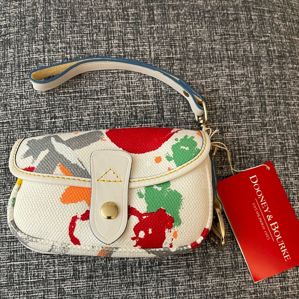 New DOONEY & BOURKE Flap Wristlet (6.25” x 4” x 1”) Canvas w White Leather Trim